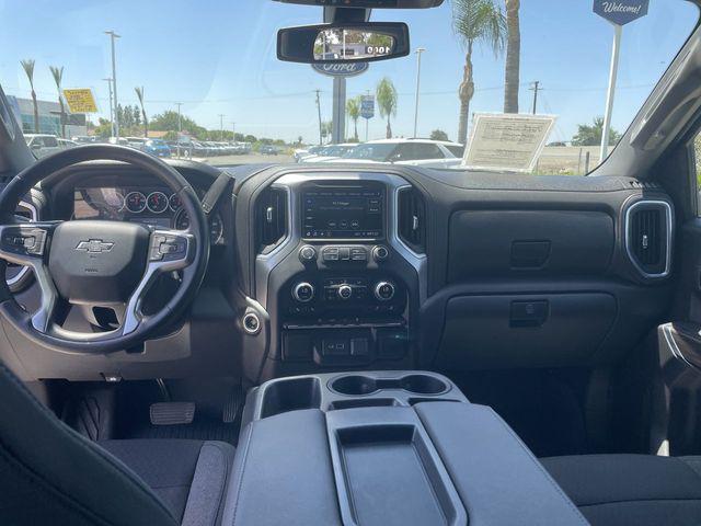 2022 Chevrolet Silverado 1500 4WD Crew Cab Standard Bed RST