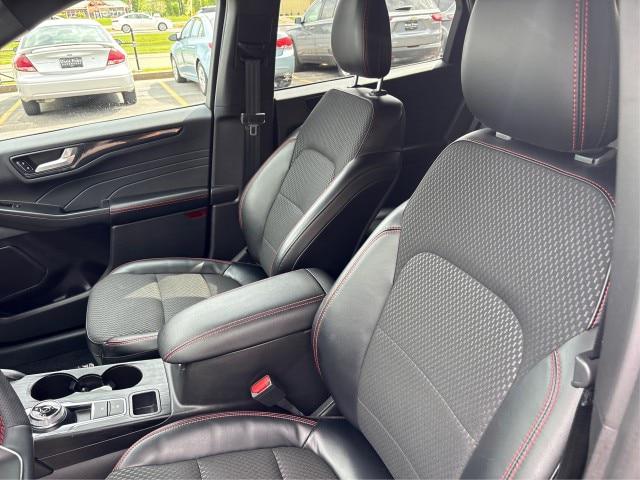 2023 Ford Escape ST-Line Elite