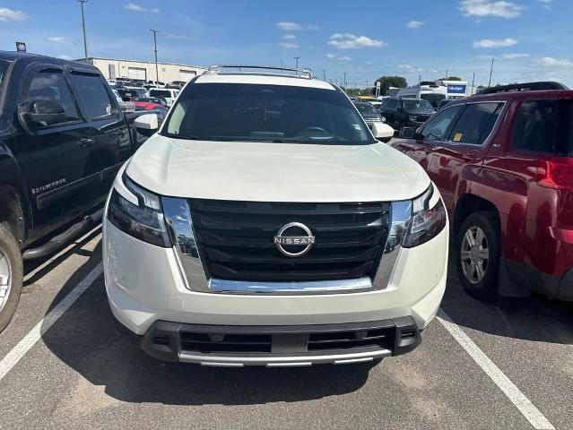 2024 Nissan Pathfinder Platinum 4WD
