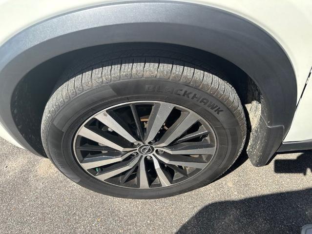 2024 Nissan Pathfinder Platinum 4WD