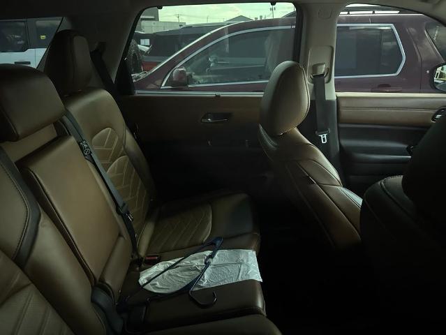 2024 Nissan Pathfinder Platinum 4WD