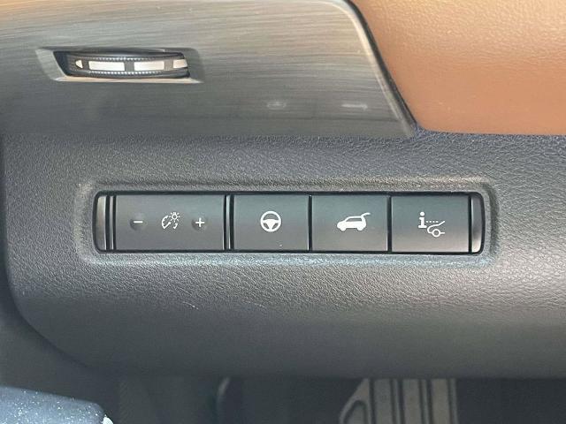2024 Nissan Pathfinder Platinum 4WD