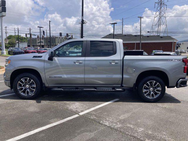 2023 Chevrolet Silverado 1500 4WD Crew Cab Short Bed RST