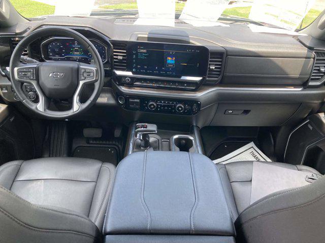 2023 Chevrolet Silverado 1500 4WD Crew Cab Short Bed RST