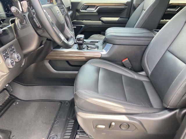 2023 Chevrolet Silverado 1500 4WD Crew Cab Short Bed RST