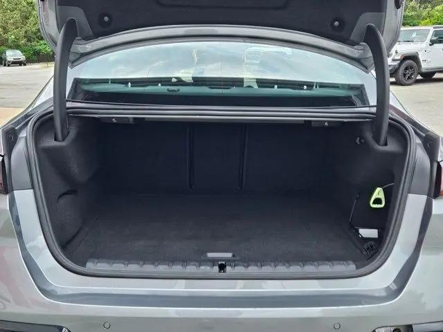 2025 BMW Coupe xDrive