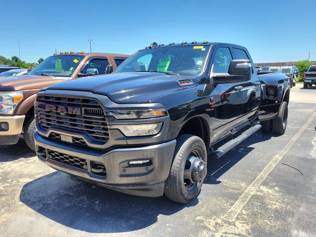 2025 Ram 3500 Tradesman Crew Cab 4x4 8' Box
