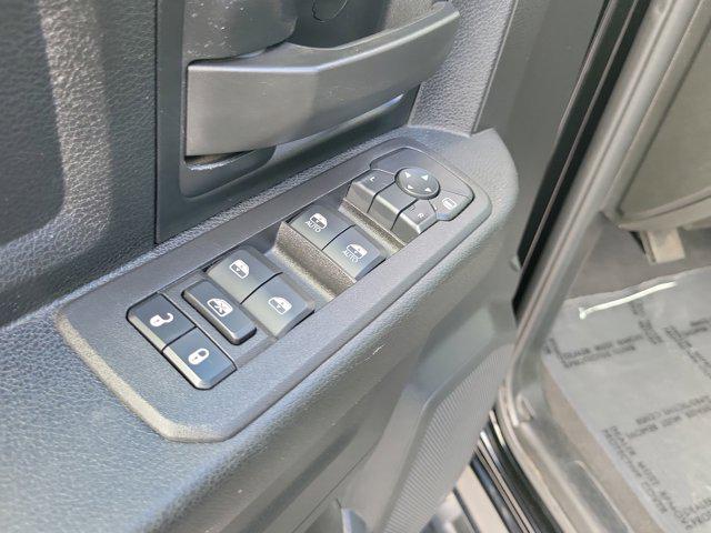 2025 Ram 3500 Tradesman Crew Cab 4x4 8' Box
