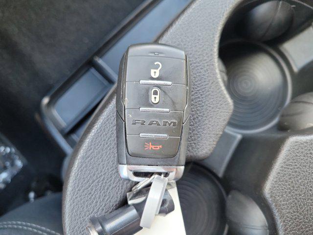 2025 Ram 3500 Tradesman Crew Cab 4x4 8' Box