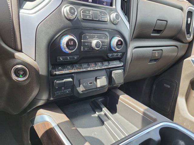 2020 GMC Sierra 1500 4WD Crew Cab Short Box SLT