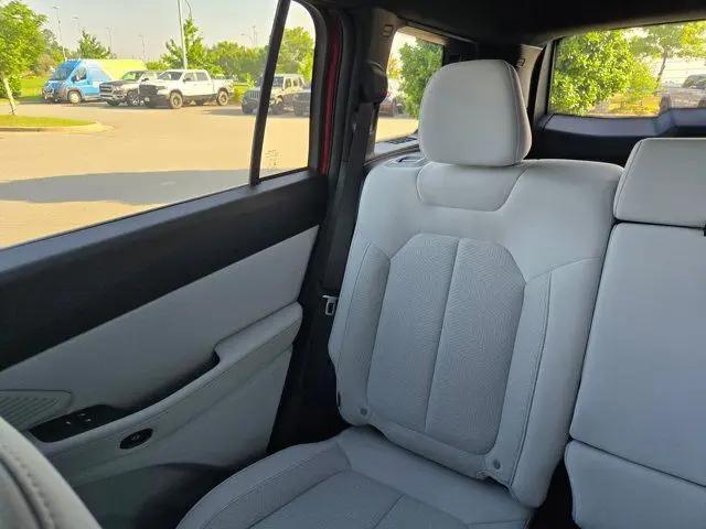 2026 Jeep Cherokee Laredo 4x4