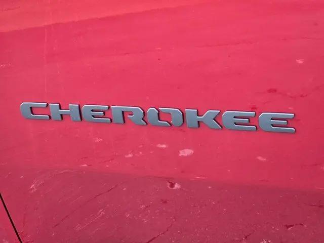 2026 Jeep Cherokee Laredo 4x4