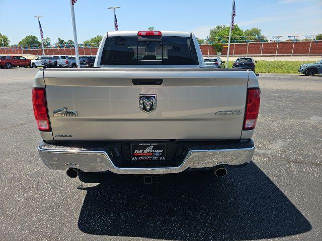2017 Ram 1500 Big Horn Crew Cab 4x4 5'7" Box