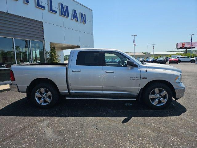2017 Ram 1500 Big Horn Crew Cab 4x4 5'7" Box