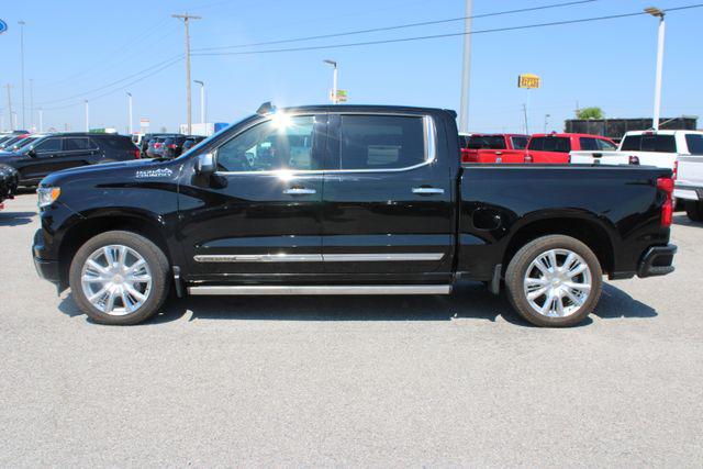 2022 Chevrolet Silverado 1500 4WD Crew Cab Short Bed High Country
