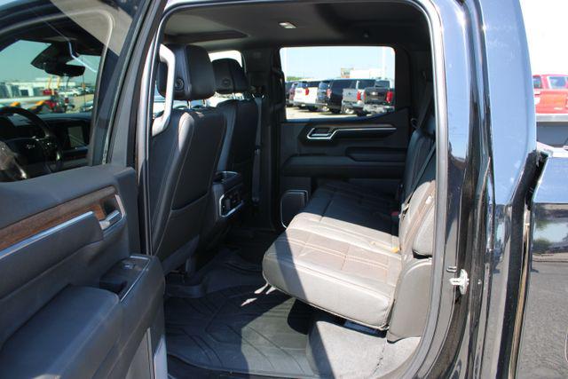 2022 Chevrolet Silverado 1500 4WD Crew Cab Short Bed High Country