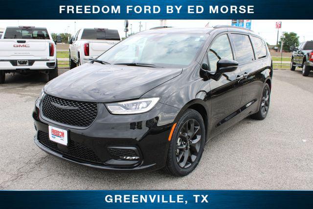 2025 Chrysler Pacifica Limited for sale in Greenville, TX