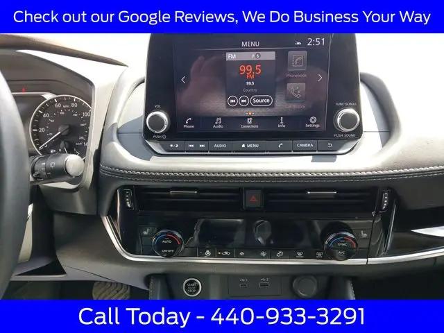 2023 Nissan Rogue SL Intelligent AWD