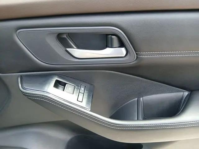 2023 Nissan Rogue SL Intelligent AWD