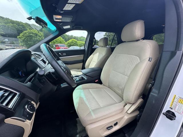 2017 Ford Explorer Base