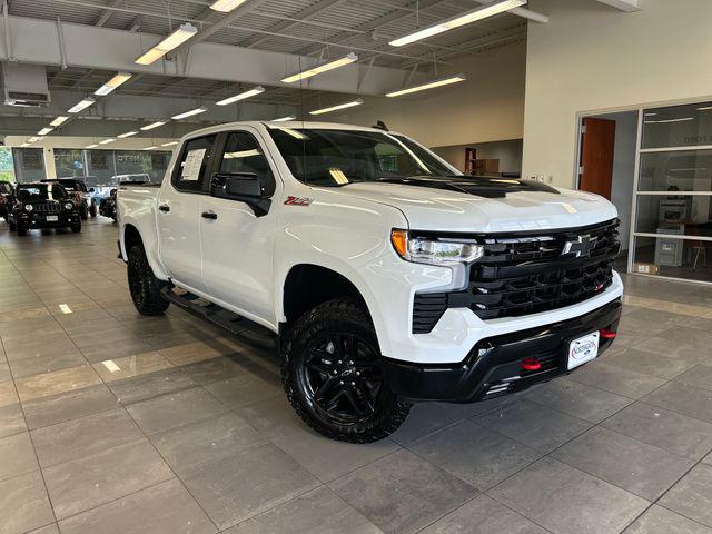 2024 Chevrolet Silverado 1500 4WD Crew Cab Short Bed LT Trail Boss for sale near Cincinnati, OH