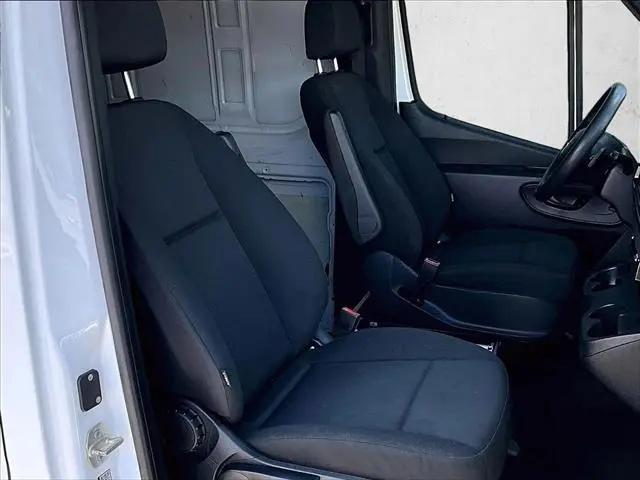 2020 Mercedes-Benz Sprinter 2500 High Roof V6