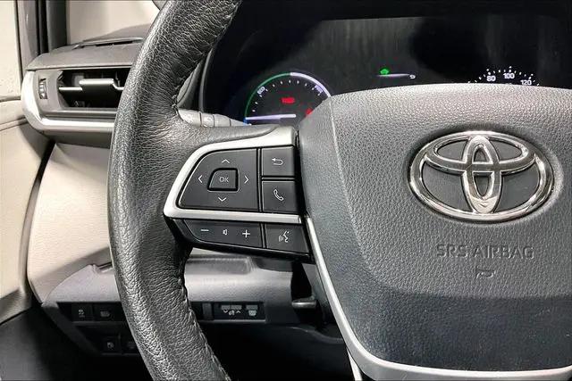 2023 Toyota Sienna XLE