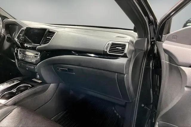 2020 Honda Pilot AWD Black Edition