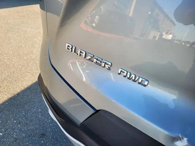 2025 Chevrolet Blazer AWD 2LT