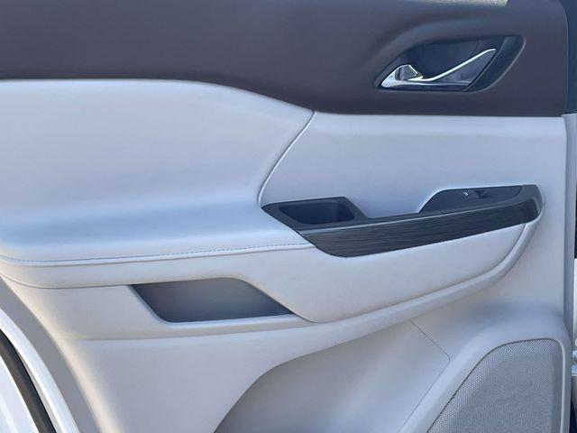 2023 GMC Acadia FWD SLT