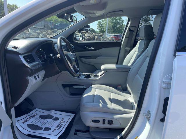 2023 GMC Acadia FWD SLT