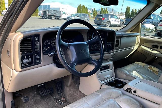 2002 Chevrolet Suburban LT