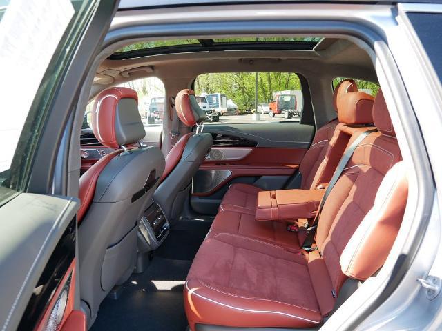 2025 Lincoln Nautilus Black Label