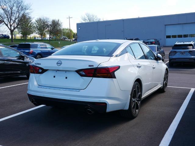 2023 Nissan Altima SR FWD