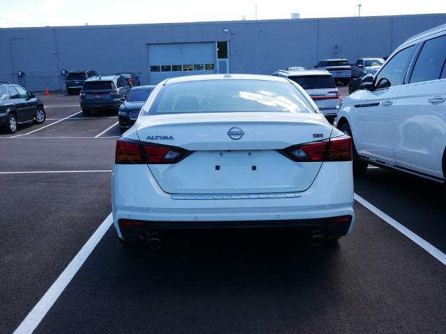 2023 Nissan Altima SR FWD