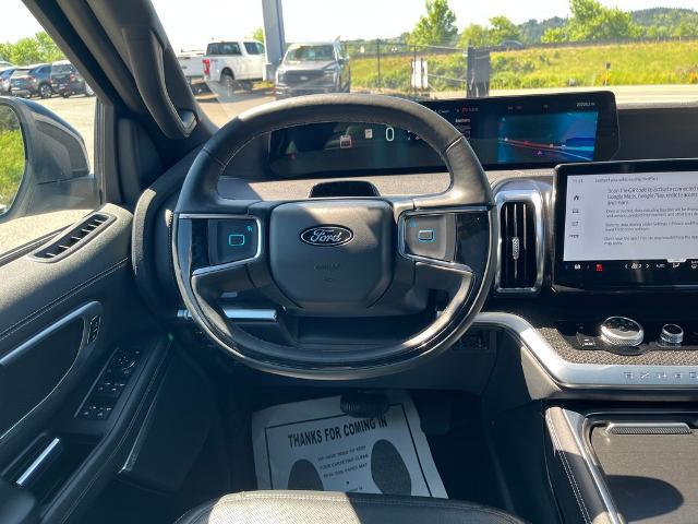 2025 Ford Expedition Platinum MAX