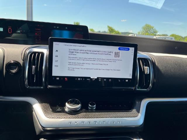 2025 Ford Expedition Platinum MAX