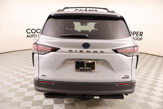 2024 Toyota Sienna Woodland Edition