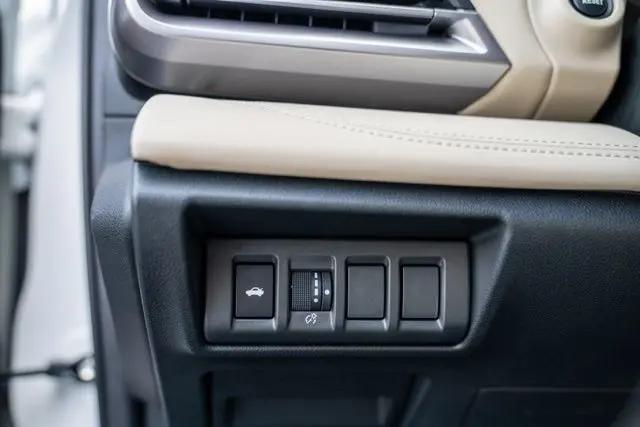 2025 Subaru Legacy Limited