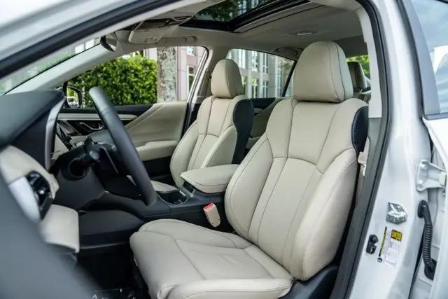 2025 Subaru Legacy Limited