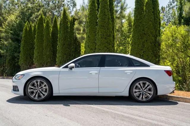 2023 Audi A6 Premium Plus 45 TFSI quattro S tronic