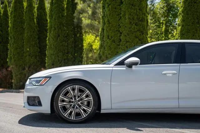 2023 Audi A6 Premium Plus 45 TFSI quattro S tronic