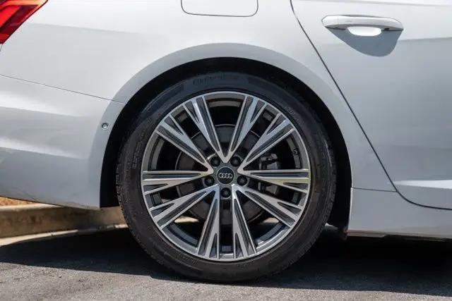 2023 Audi A6 Premium Plus 45 TFSI quattro S tronic