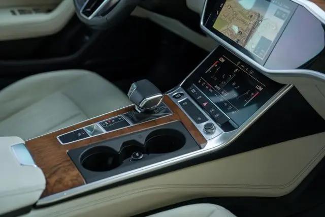 2023 Audi A6 Premium Plus 45 TFSI quattro S tronic