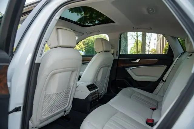 2023 Audi A6 Premium Plus 45 TFSI quattro S tronic