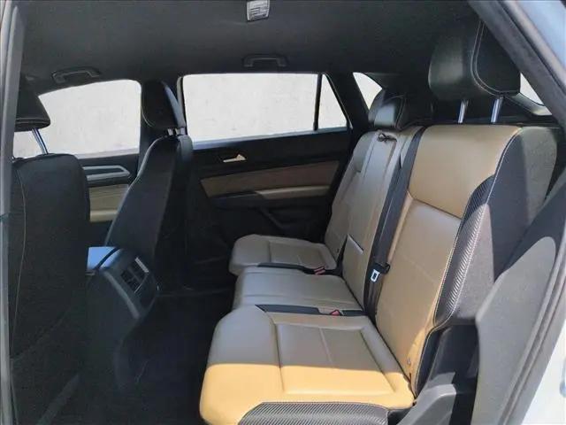 2023 Volkswagen Atlas Cross Sport 2.0T SE