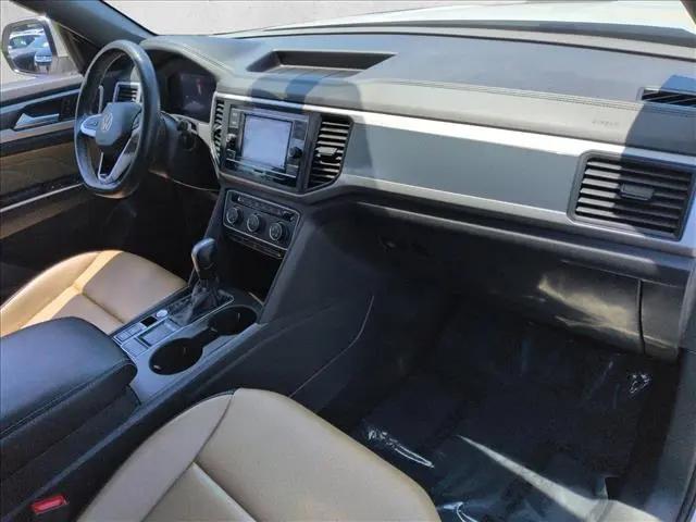 2023 Volkswagen Atlas Cross Sport 2.0T SE