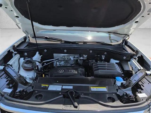 2023 Volkswagen Atlas Cross Sport 2.0T SE
