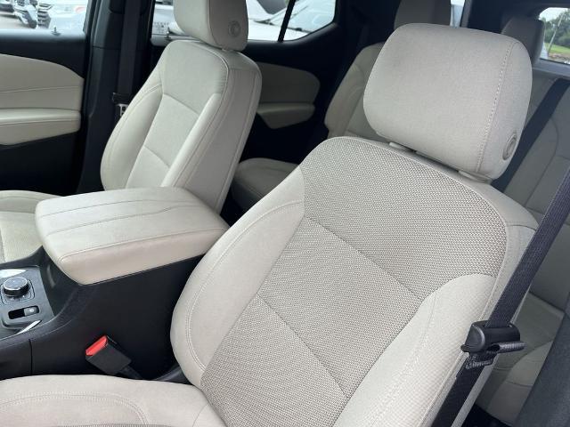 2023 Chevrolet Traverse AWD LS