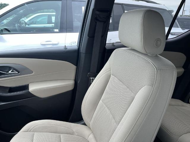 2023 Chevrolet Traverse AWD LS